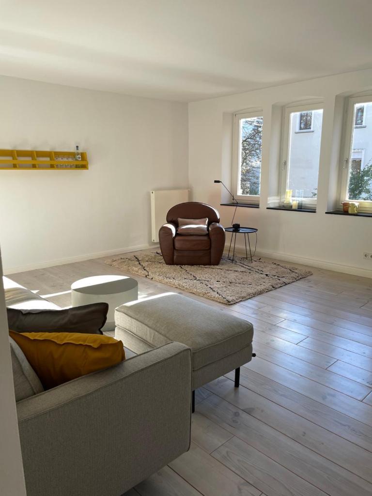 Haus Mit Tuermchen Apartment Solingen Exterior foto